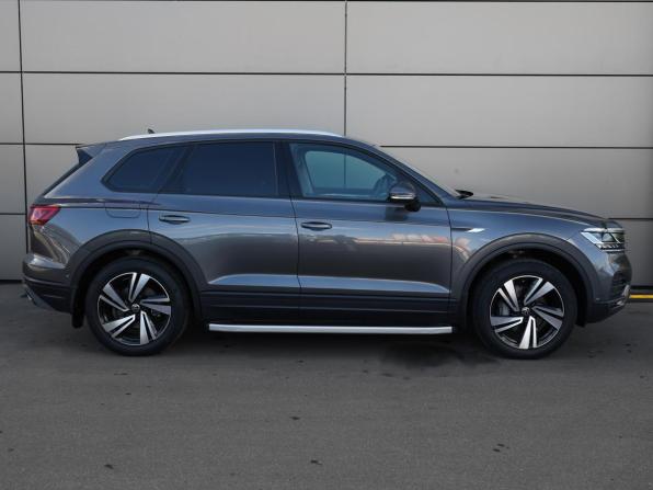 Volkswagen Touareg III с пробегом 2021 года, цена 7 398 000 рублей, 36100 км, внедорожник, Автокод Объявления