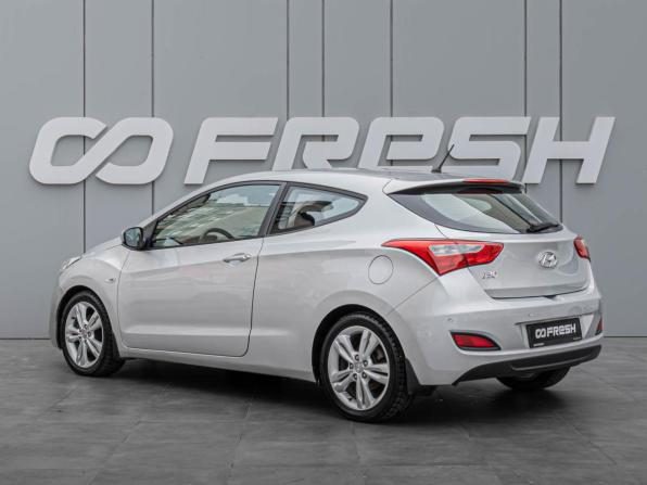 Hyundai i30 II с пробегом 2013 года, цена 870 000 рублей, 219394 км, хэтчбек, Автокод Объявления
