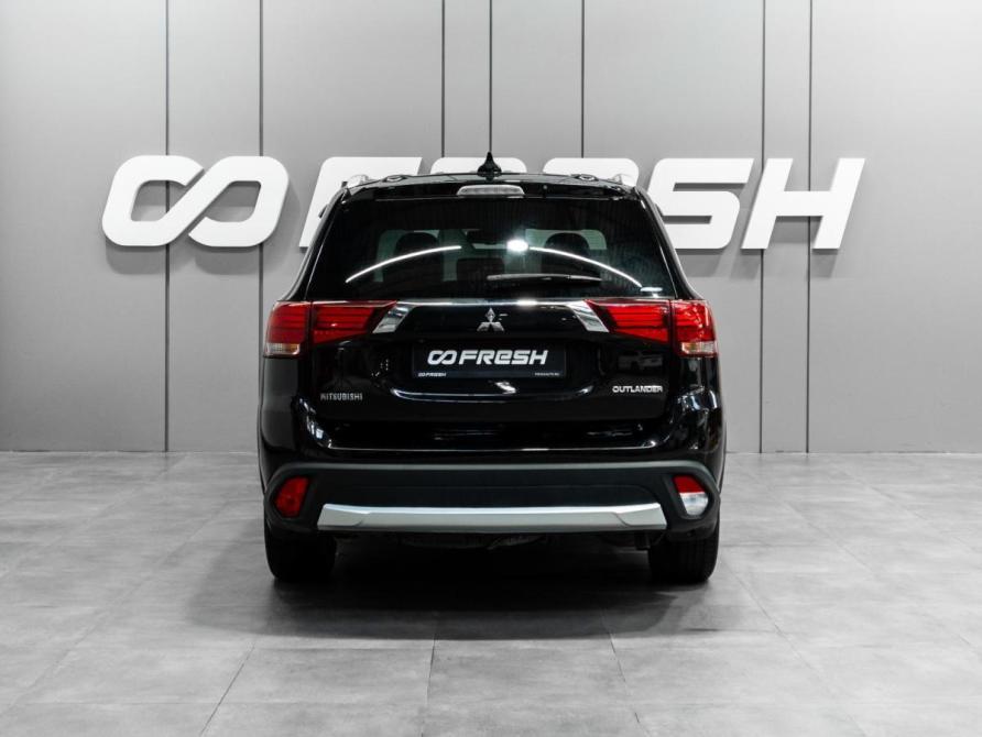 Mitsubishi Outlander III Рестайлинг 2 Тюмень  - изображение 4