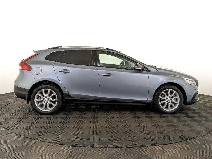 Volvo V40 II Рестайлинг Москва  - изображение 4