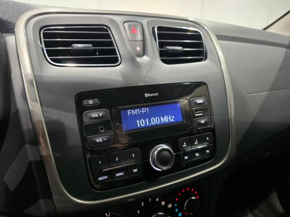 Renault Sandero II с пробегом 2017 года, цена 1 160 000 рублей, 93150 км, хэтчбек, Автокод Объявления