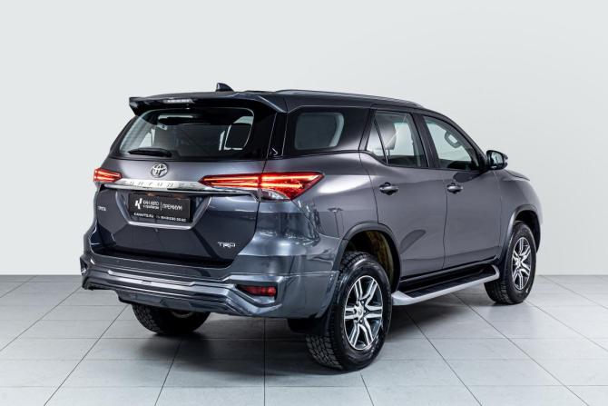 Toyota Fortuner II с пробегом 2019 года, цена 3 204 000 рублей, 219556 км, внедорожник, Автокод Объявления
