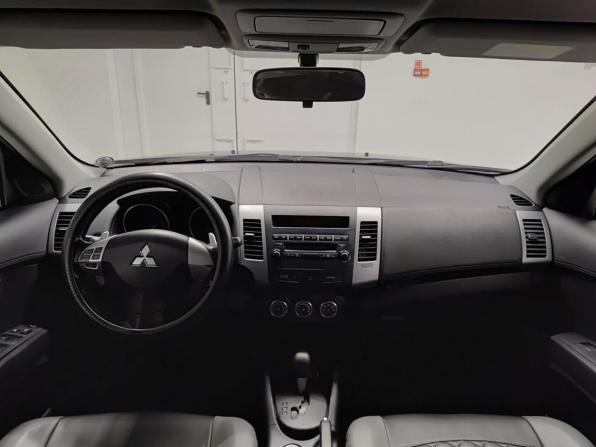 Mitsubishi Outlander II Рестайлинг с пробегом 2011 года, цена 1 050 000 рублей, 250104 км, внедорожник, Автокод Объявления