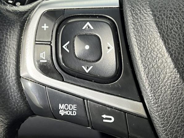 Toyota Camry VII (XV50) Рестайлинг с пробегом 2014 года, цена 1 799 000 рублей, 171200 км, седан, Автокод Объявления