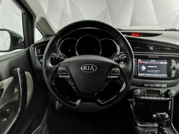 Kia Ceed II Рестайлинг с пробегом 2018 года, цена 1 329 000 рублей, 141214 км, универсал, Автокод Объявления