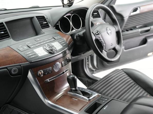 Nissan Fuga I с пробегом 2005 года, цена 980 000 рублей, 197130 км, седан, Автокод Объявления