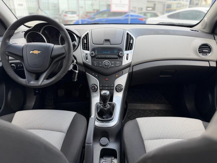 Chevrolet Cruze I Рестайлинг Набережные Челны  - изображение 19
