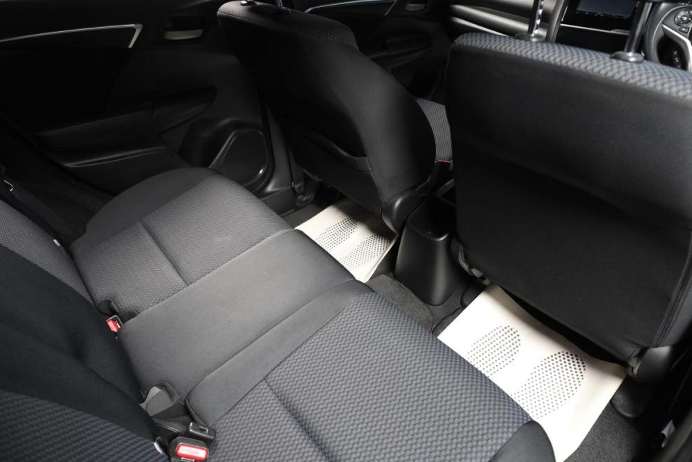 Honda Fit III Рестайлинг Новосибирск  - изображение 17