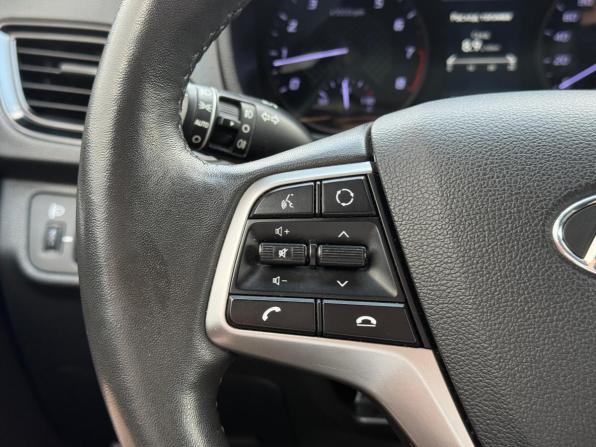 Hyundai Solaris II Рестайлинг с пробегом 2021 года, цена 1 790 000 рублей, 49933 км, седан, Автокод Объявления
