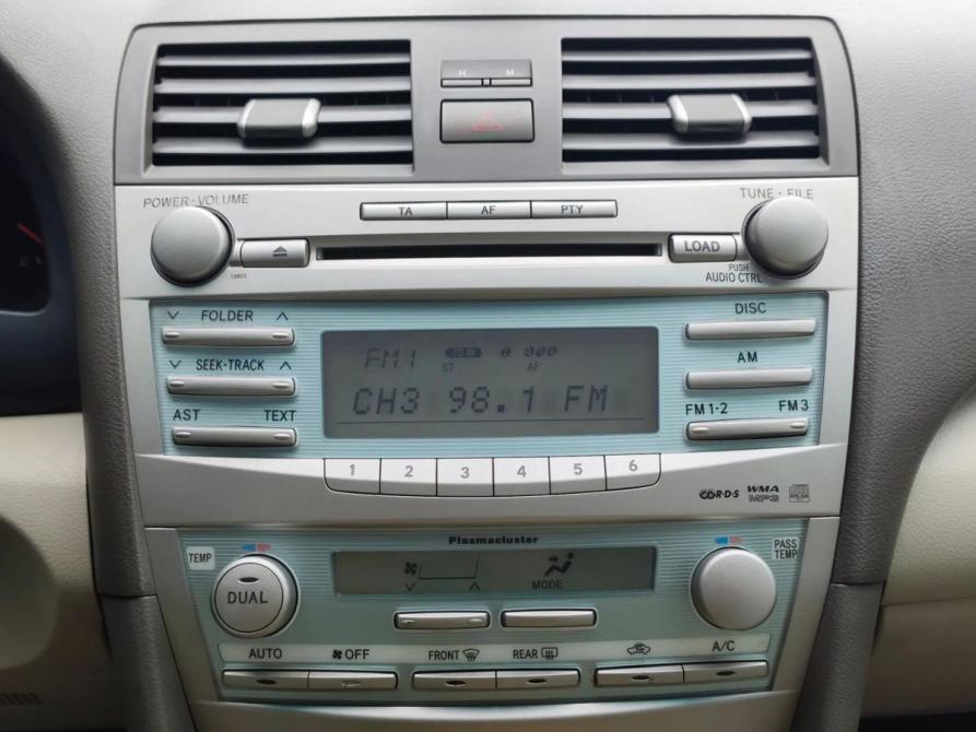 Toyota Camry VI (XV40) Санкт-Петербург  - изображение 18