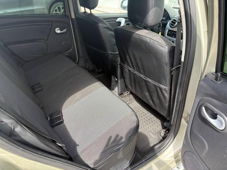 Renault Sandero I Нижний Тагил  - изображение 10