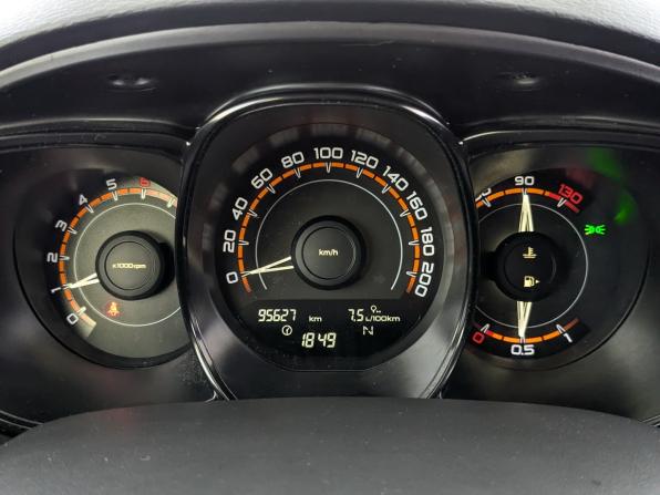 Lada (ВАЗ) Vesta I с пробегом 2018 года, цена 885 000 рублей, 95625 км, седан, Автокод Объявления