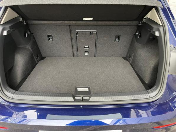 Volkswagen Golf VIII с пробегом 2021 года, цена 2 799 000 рублей, 43470 км, хэтчбек, Автокод Объявления