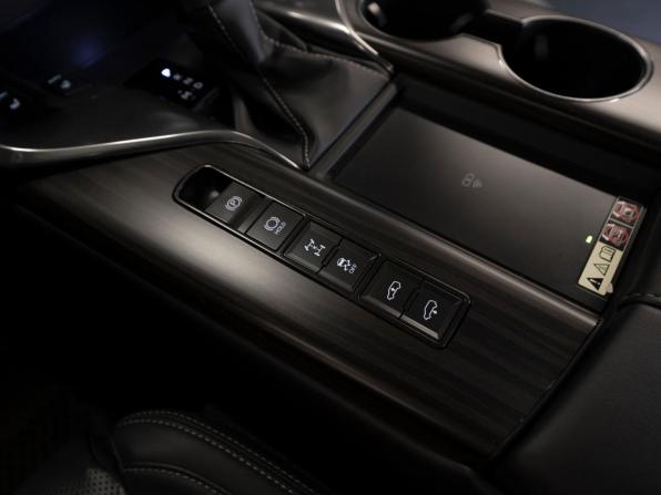 Lexus LX IV с пробегом 2024 года, цена 15 000 000 рублей, 48926 км, внедорожник, Автокод Объявления