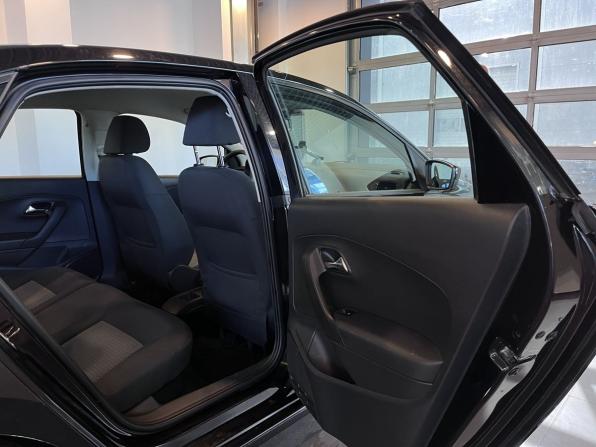Volkswagen Polo V с пробегом 2014 года, цена 970 000 рублей, 153165 км, седан, Автокод Объявления