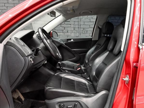 Volkswagen Tiguan I Рестайлинг с пробегом 2011 года, цена 1 100 000 рублей, 327508 км, внедорожник, Автокод Объявления