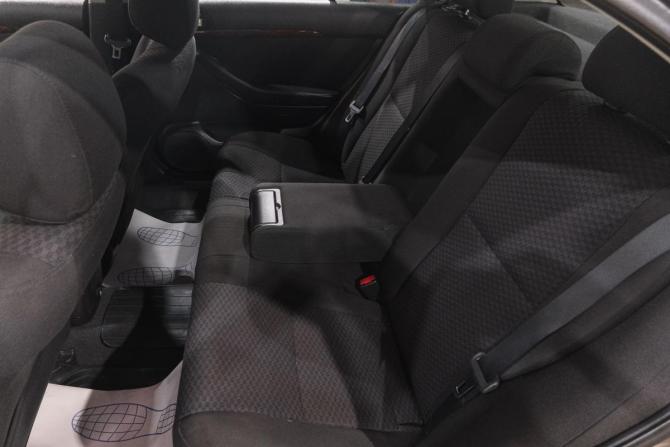 Toyota Avensis II с пробегом 2005 года, цена 749 000 рублей, 275000 км, седан, Автокод Объявления