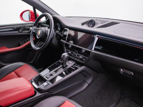 Porsche Macan I Рестайлинг 2 с пробегом 2023 года, цена 10 500 000 рублей, 13337 км, внедорожник, Автокод Объявления