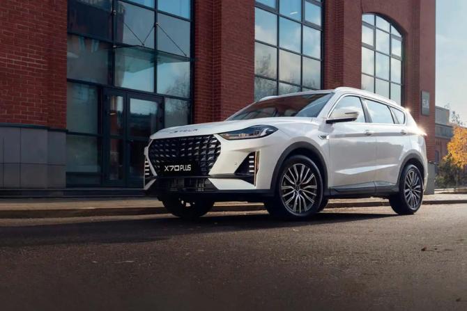 Новый JETOUR X70+ I Рестайлинг 2026 года, цена 2 899 000 рублей, внедорожник, Автокод Объявления