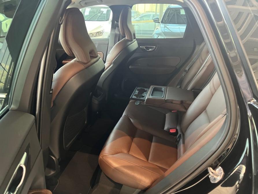 Volvo XC60 II Москва  - изображение 23