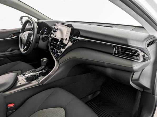 Toyota Camry VIII (XV70) Рестайлинг с пробегом 2021 года, цена 2 625 000 рублей, 70886 км, седан, Автокод Объявления