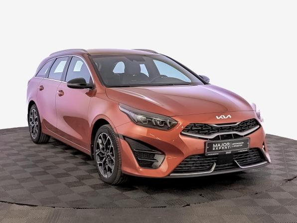 Kia Ceed III Рестайлинг с пробегом 2021 года, цена 2 675 000 рублей, 33768 км, универсал, Автокод Объявления