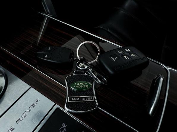 Land Rover Range Rover IV с пробегом 2017 года, цена 3 999 000 рублей, 211653 км, внедорожник, Автокод Объявления