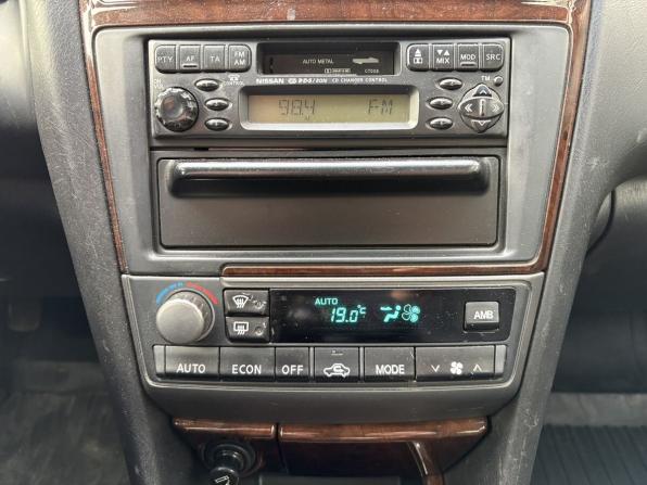 Nissan Maxima V (A33) с пробегом 2002 года, цена 289 000 рублей, 278713 км, седан, Автокод Объявления