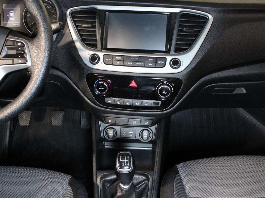 Hyundai Solaris II Белгород  - изображение 11