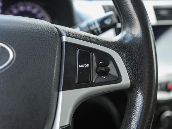 Hyundai Solaris I с пробегом 2012 года, цена 699 000 рублей, 176500 км, седан, Автокод Объявления