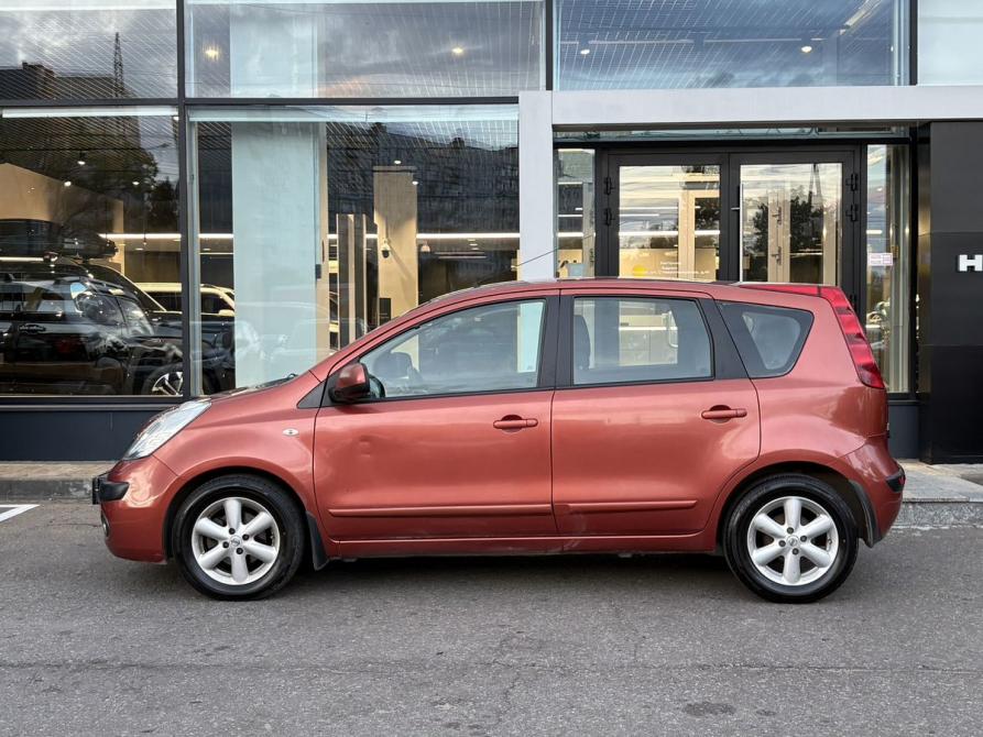 Nissan Note I Москва  - изображение 8