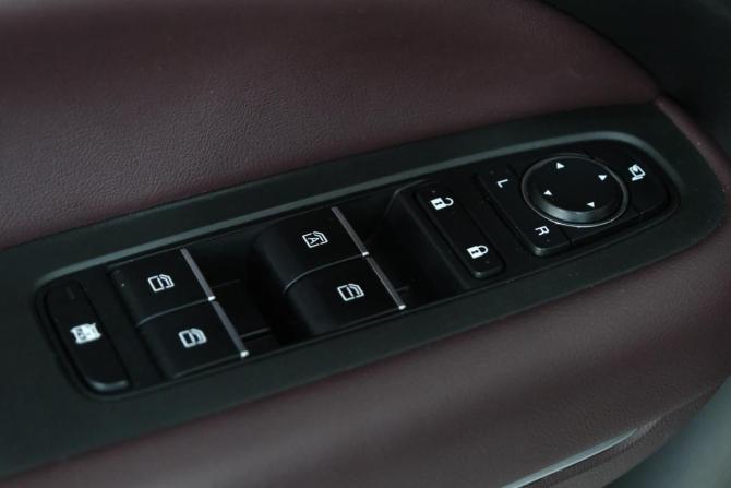 GAC Trumpchi M6 с пробегом 2021 года, цена 2 429 000 рублей, 39500 км, минивэн, Автокод Объявления