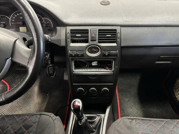 Lada (ВАЗ) Priora I с пробегом 2012 года, цена 239 000 рублей, 224383 км, хэтчбек, Автокод Объявления