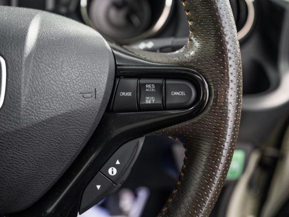 Honda Fit Shuttle I с пробегом 2012 года, цена 880 500 рублей, 205348 км, универсал, Автокод Объявления