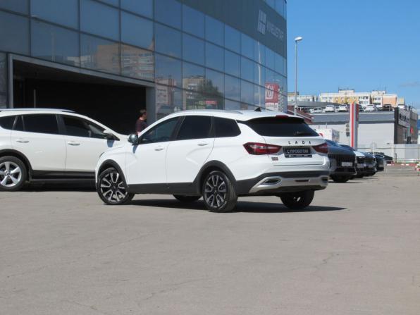 Lada (ВАЗ) Vesta I Рестайлинг (NG) с пробегом 2024 года, цена 1 350 000 рублей, 57816 км, универсал, Автокод Объявления