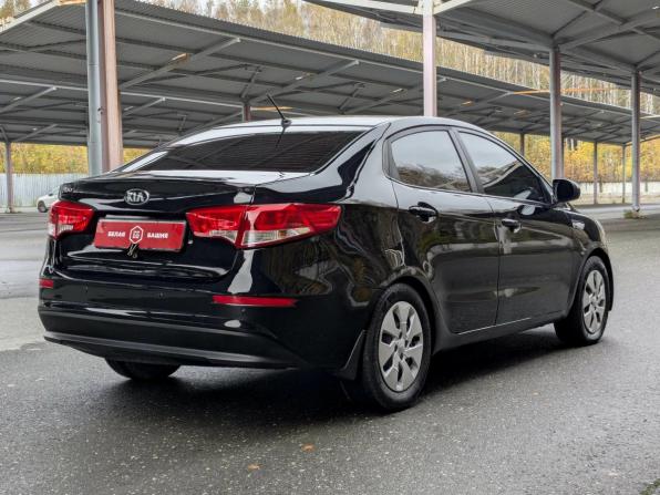 Kia Rio III Рестайлинг с пробегом 2016 года, цена 960 000 рублей, 111280 км, седан, Автокод Объявления