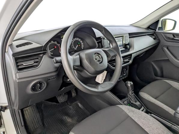 Skoda Rapid II с пробегом 2021 года, цена 1 269 000 рублей, 176346 км, лифтбек, Автокод Объявления