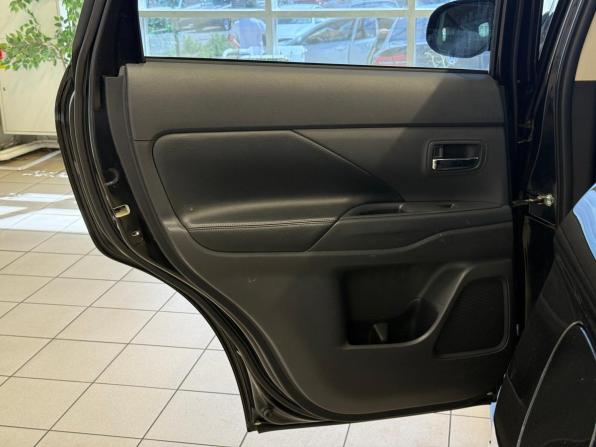 Mitsubishi Outlander III с пробегом 2012 года, цена 1 399 000 рублей, 186000 км, внедорожник, Автокод Объявления