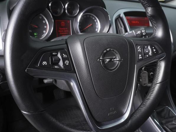 Opel Astra J Рестайлинг с пробегом 2012 года, цена 747 000 рублей, 243846 км, хэтчбек, Автокод Объявления