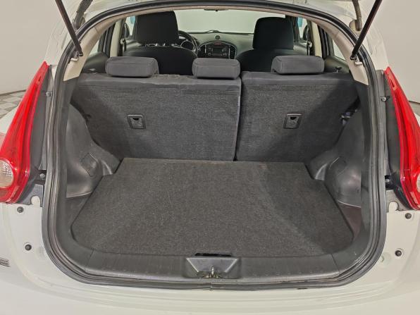Nissan Juke I с пробегом 2012 года, цена 999 000 рублей, 194773 км, внедорожник, Автокод Объявления