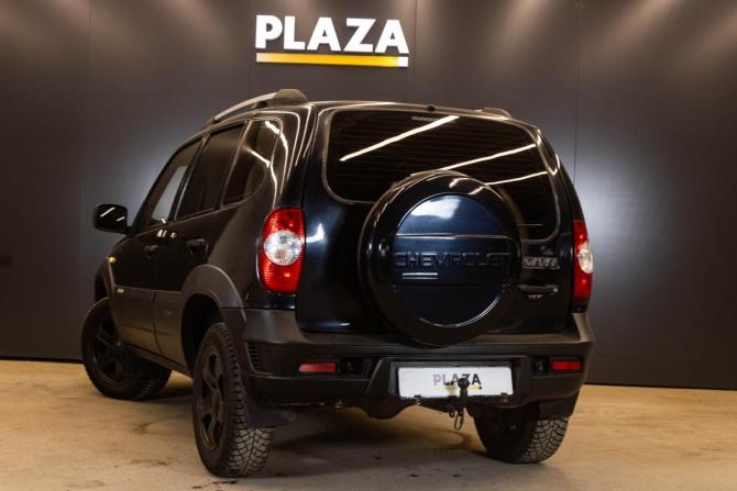 Chevrolet Niva I Рестайлинг с пробегом 2013 года, цена 480 000 рублей, 146130 км, внедорожник, Автокод Объявления