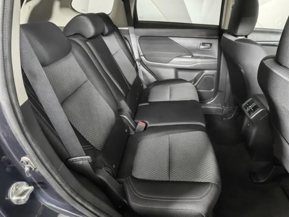 Mitsubishi Outlander III Рестайлинг 3 с пробегом 2019 года, цена 2 059 000 рублей, 135932 км, внедорожник, Автокод Объявления