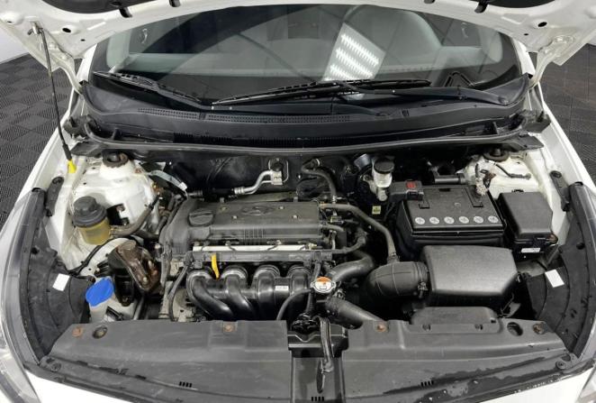 Hyundai Solaris I с пробегом 2014 года, цена 950 000 рублей, 133548 км, хэтчбек, Автокод Объявления