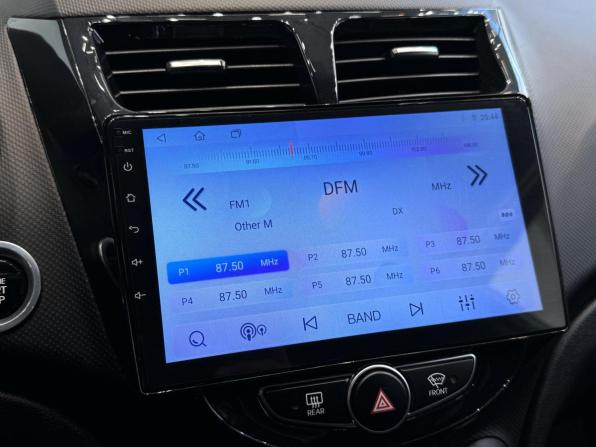 Hyundai Solaris I Рестайлинг с пробегом 2015 года, цена 1 085 000 рублей, 158249 км, хэтчбек, Автокод Объявления