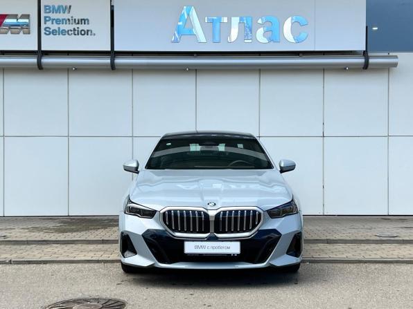 BMW 5 серии VIII (G60/G61/G68) с пробегом 2024 года, цена 7 390 000 рублей, 2200 км, седан, Автокод Объявления