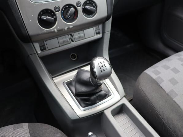 Ford Focus II Рестайлинг с пробегом 2009 года, цена 549 000 рублей, 207000 км, хэтчбек, Автокод Объявления