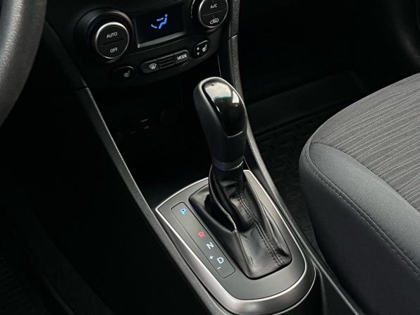 Hyundai Solaris I Рестайлинг с пробегом 2015 года, цена 1 245 000 рублей, 97067 км, седан, Автокод Объявления