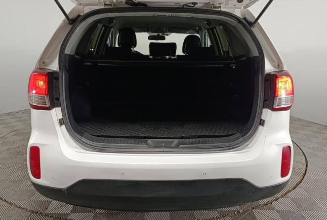 Kia Sorento II Рестайлинг с пробегом 2017 года, цена 2 250 000 рублей, 110012 км, внедорожник, Автокод Объявления