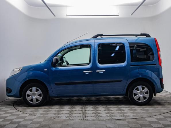 Renault Kangoo II Рестайлинг с пробегом 2015 года, цена 1 070 000 рублей, 98274 км, компактвэн, Автокод Объявления