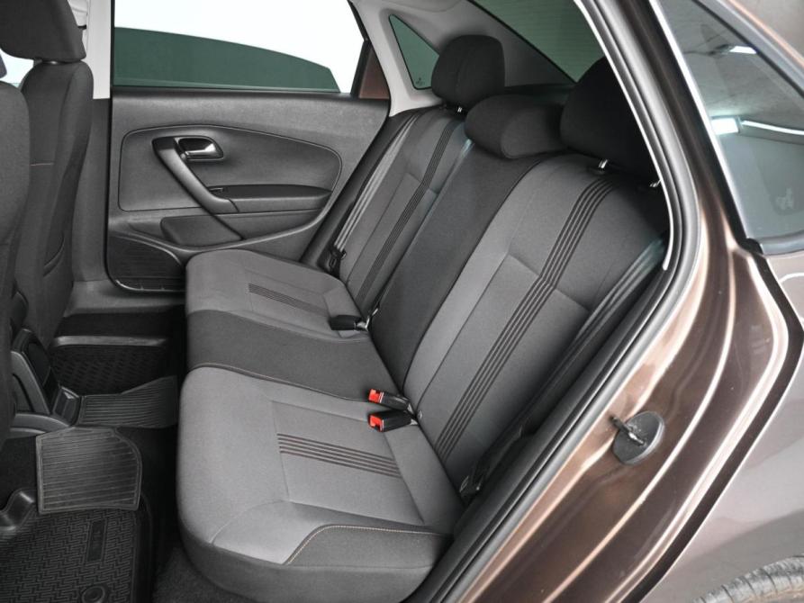 Volkswagen Polo V Рестайлинг Ростов-на-Дону  - изображение 9